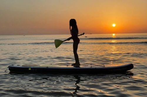Suppen op de Vinkeveense Plassen met SUP-boards van Visserslust / VVP Verhuur – ideaal voor watersportliefhebbers